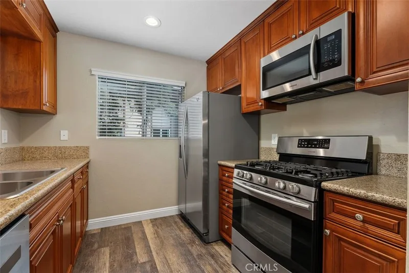 1090 Cabrillo Park, Santa Ana, CA 92701