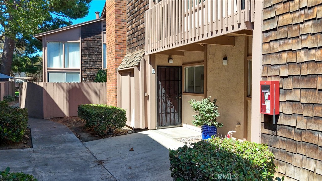1098 Cabrillo Park B, Santa Ana CA 92701 - photo 1