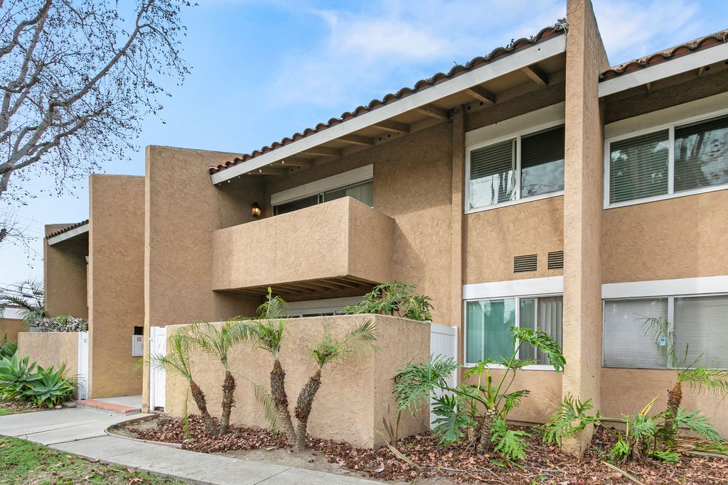 1101 W Macarthur 244, Santa Ana CA 92707 - photo 1