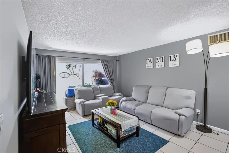 1101 W Macarthur Blvd #157, Santa Ana, CA 92707