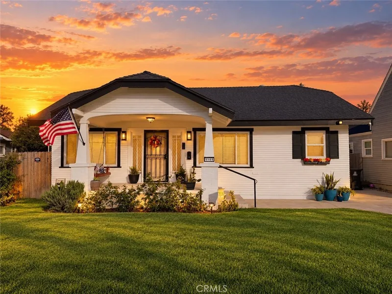 1105 S Hickory, Santa Ana