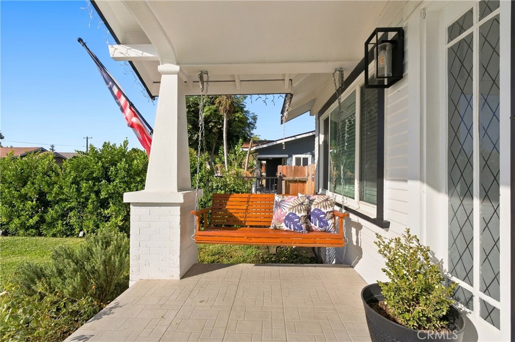 1105 S Hickory, Santa Ana CA 92701 - photo 3