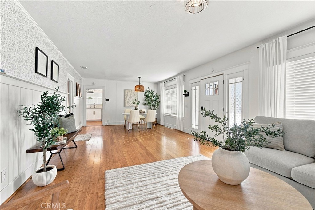 1105 S Hickory, Santa Ana CA 92701 - photo 4