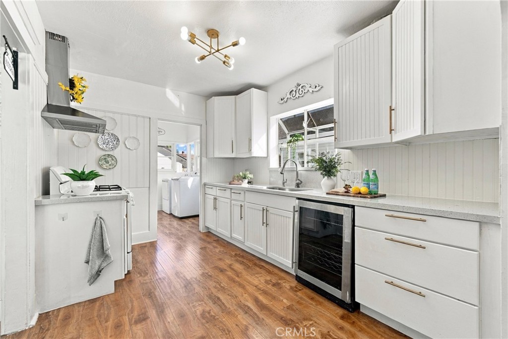1105 S Hickory, Santa Ana CA 92701 - photo 17