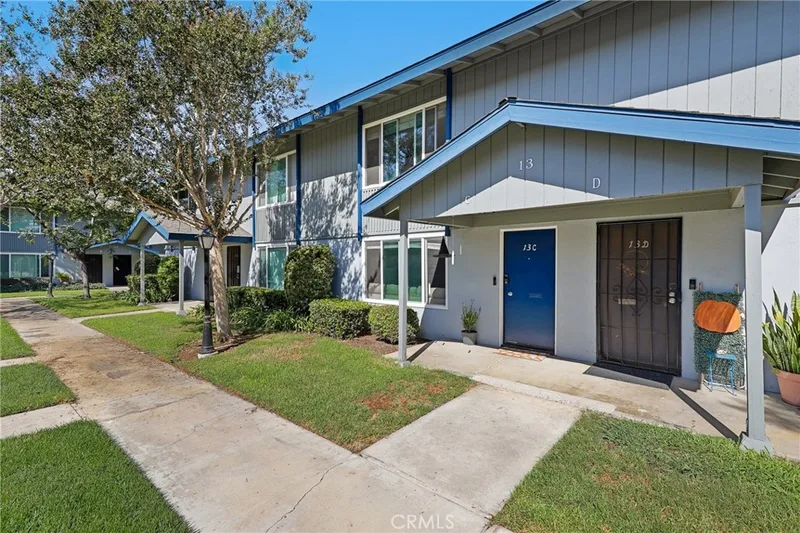 1107 W Memory Lane 13C, Santa Ana