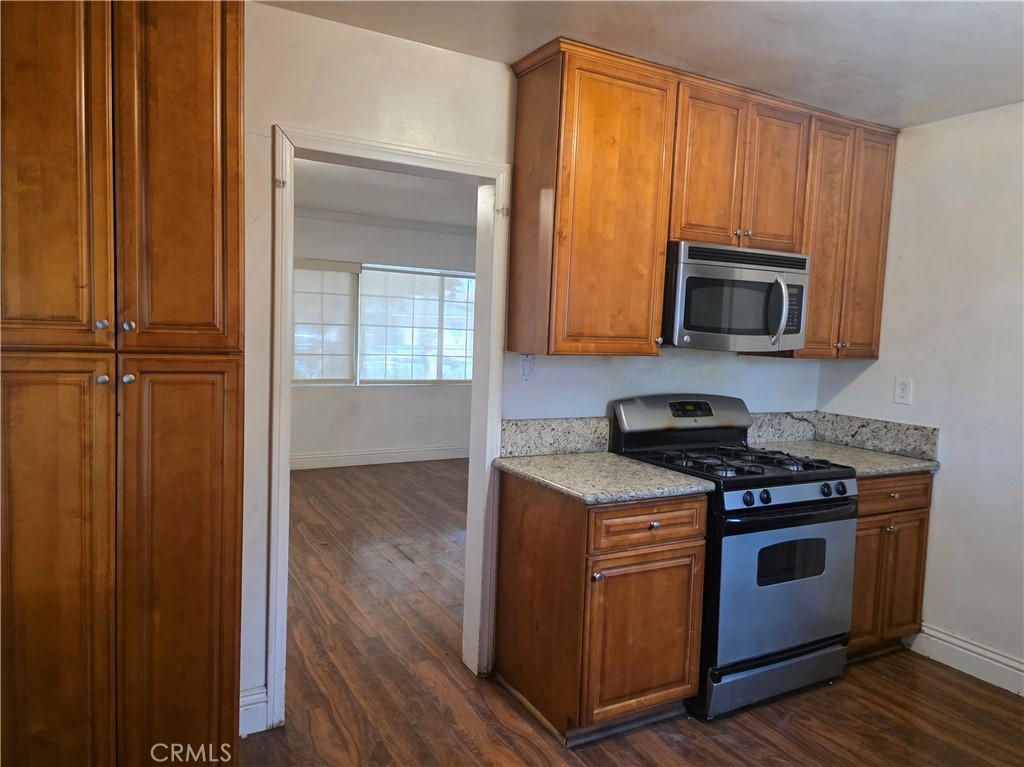 1110 W Cubbon, Santa Ana CA 92703 - photo 1