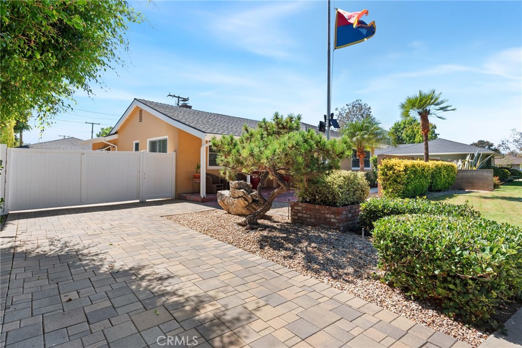 1116 W 21st Street, Santa Ana CA 92706 - photo 1