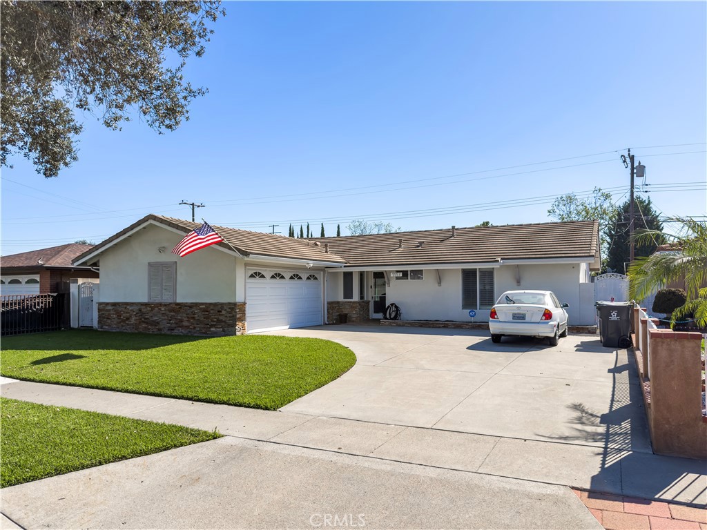 1117 S Arapaho, Santa Ana CA 92704 - photo 1