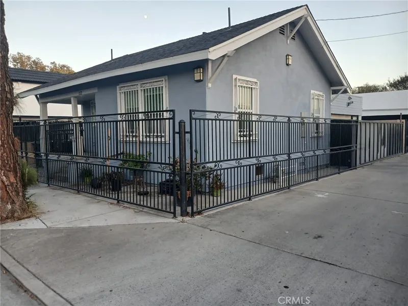 112 E Pine Street, Santa Ana