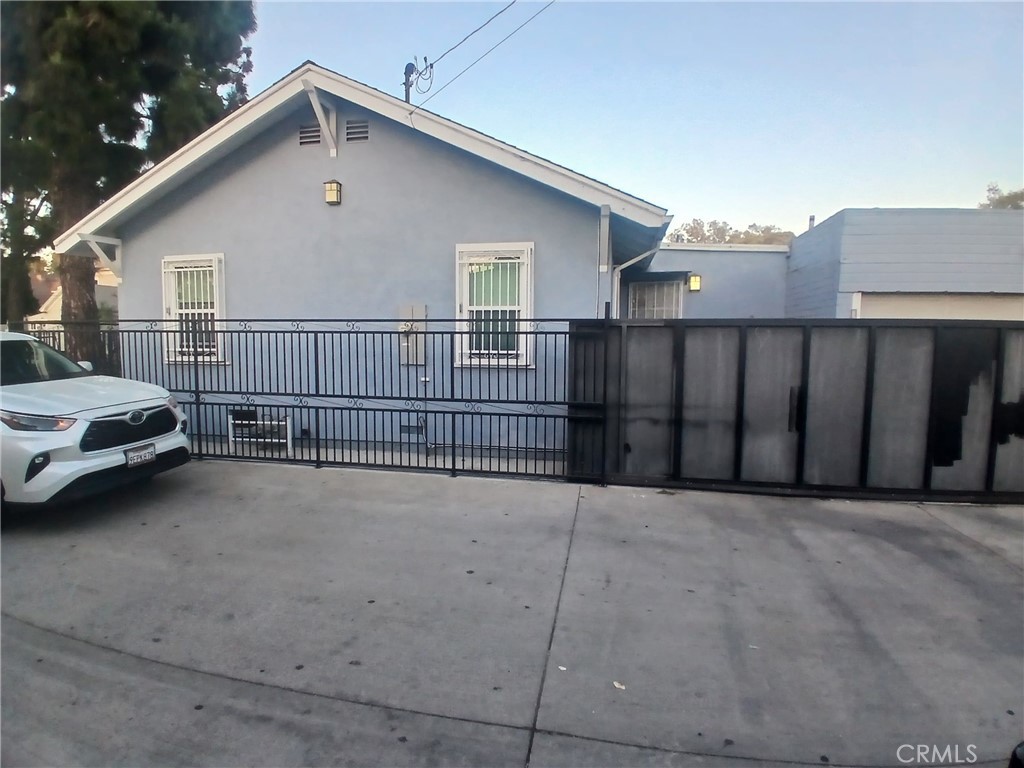 112 E Pine Street, Santa Ana CA 92701 - photo 2