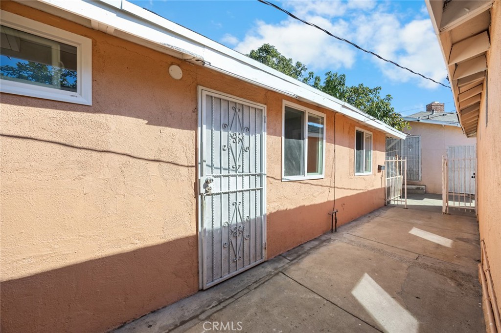 112 Franklin, Santa Ana CA 92703 - photo 1