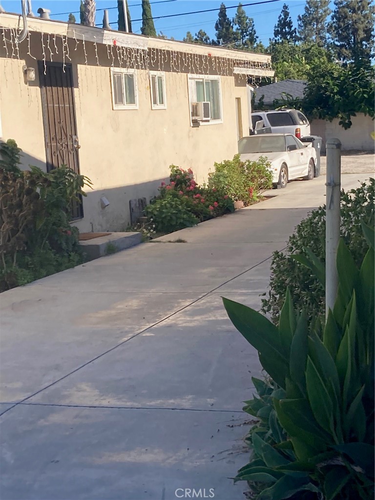 1124 W.1st Street, Santa Ana CA 92703 - photo 2