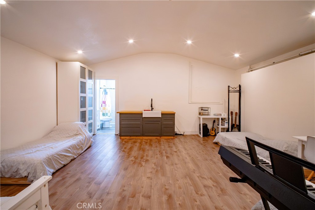 1133 S Harmon, Santa Ana CA 92704 - photo 31