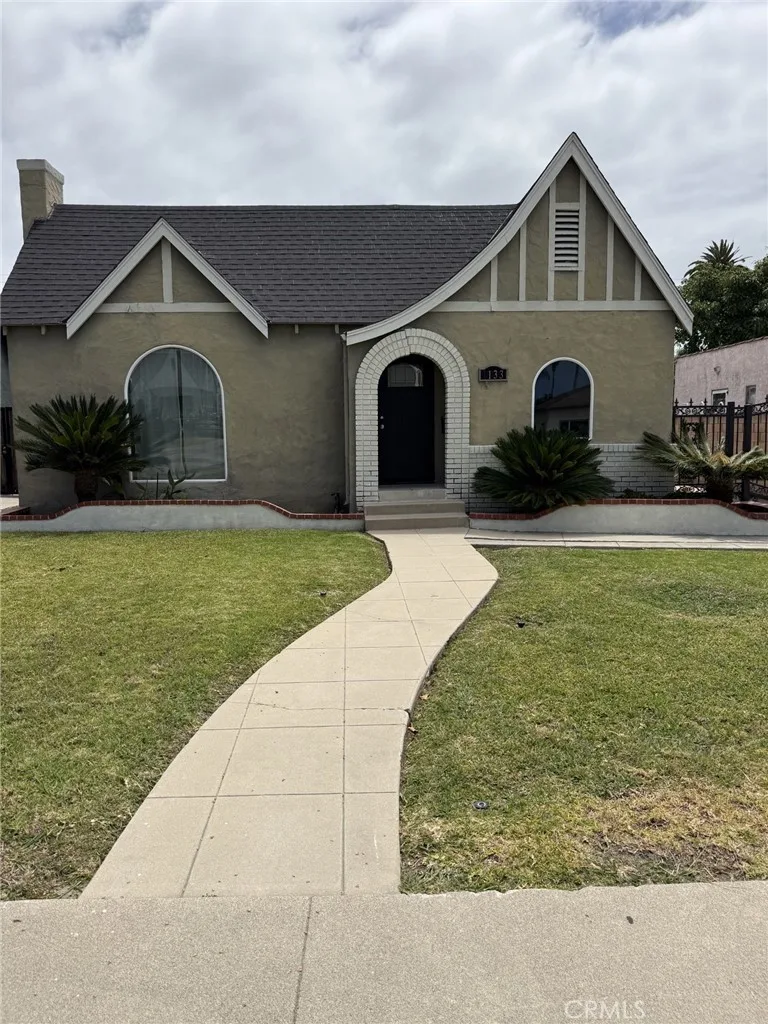 1133 S Van Ness, Santa Ana, CA 92707