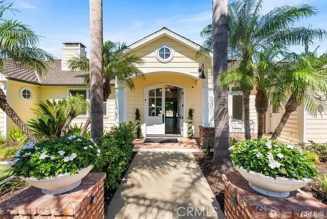 11581 Arroyo Avenue, Santa Ana