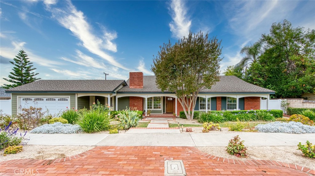 Welcome to this 3-bed, 2-bath home with 2-car garage on an expansive 10,000 SF lot. - 1192 Foothill Boulevard, Santa Ana CA 92705 - photo 1