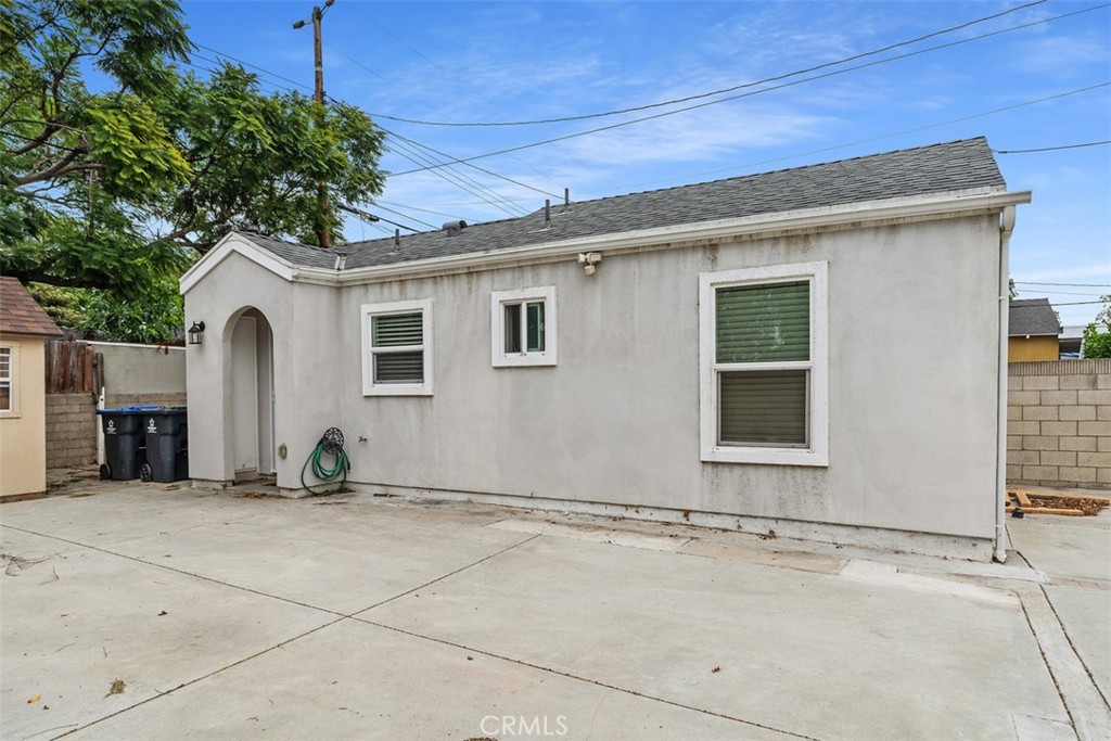 1205 S Flower, Santa Ana CA 92707 - photo 3