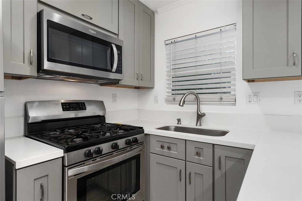 1205 S Flower, Santa Ana CA 92707 - photo 11