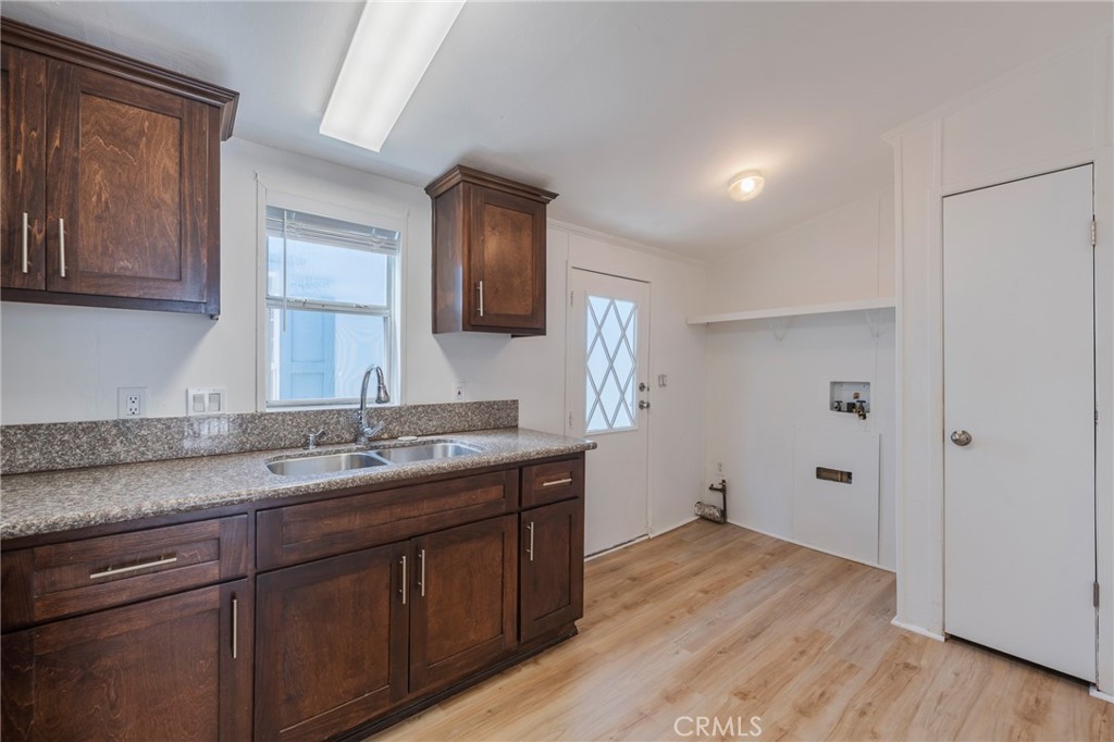 12062 W Edinger Spc 19, Santa Ana CA 92704 - photo 7