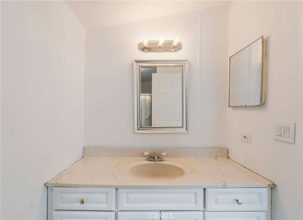 12062 W Edinger Spc 19, Santa Ana CA 92704 - photo 15