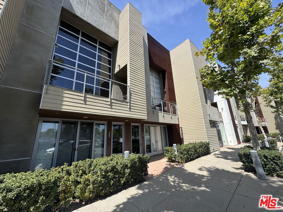 121 E City Place Drive, Santa Ana CA 92705 - photo 1