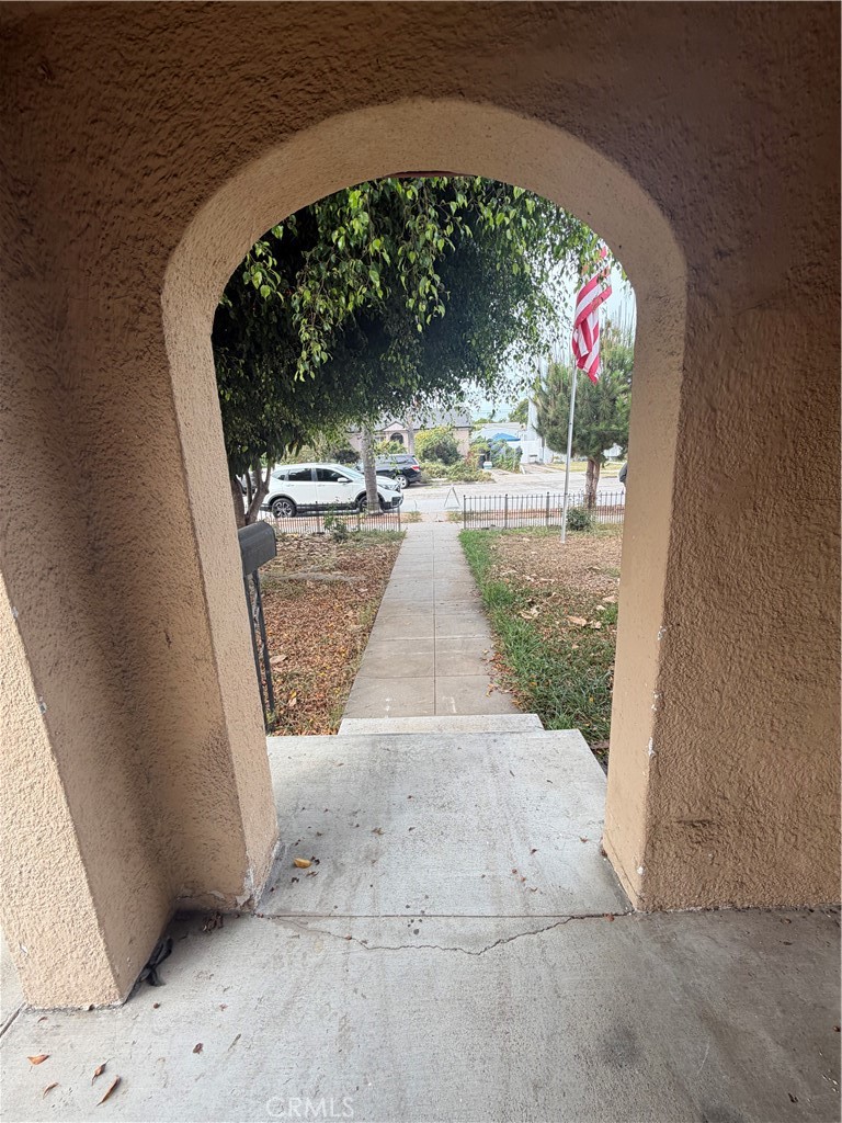 1217 S Van Ness, Santa Ana CA 92707 - photo 2