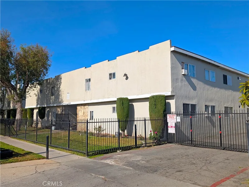 1227 W Brook, Santa Ana