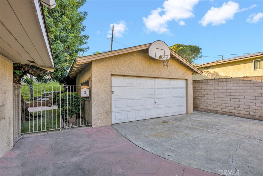 12531 Carmel, Santa Ana CA 92705 - photo 54