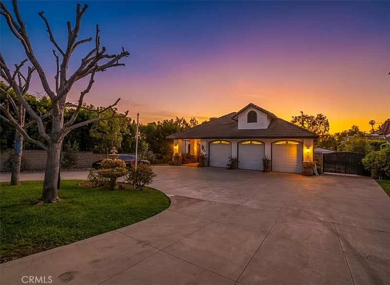 12831 Fairhaven Extention, Santa Ana, CA 92705