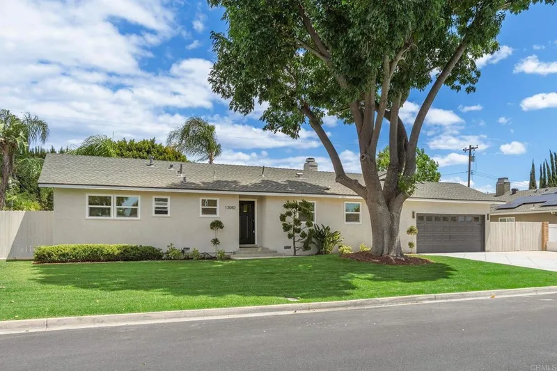 13082 Palomar Way, Santa Ana, CA 92705