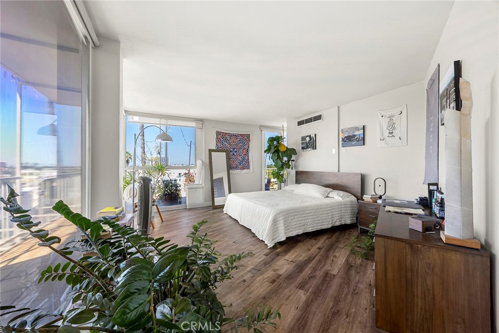 1323 N Spurgeon 23, Santa Ana CA 92701 - photo 37
