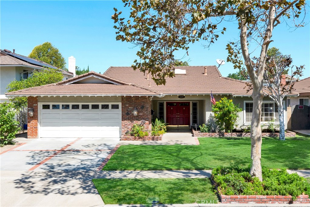 WELCOME TO 1329 W PARK LN, LOCATED IN THE HIGHLY SOUGHT AFTER CASA DE SANTIAGO NEIGHBORHOOD! - 1329 W Park Lane, Santa Ana CA 92706 - photo 1