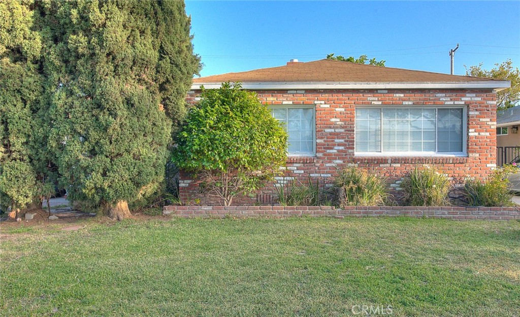 1334 W 11th Street, Santa Ana CA 92703 - photo 1