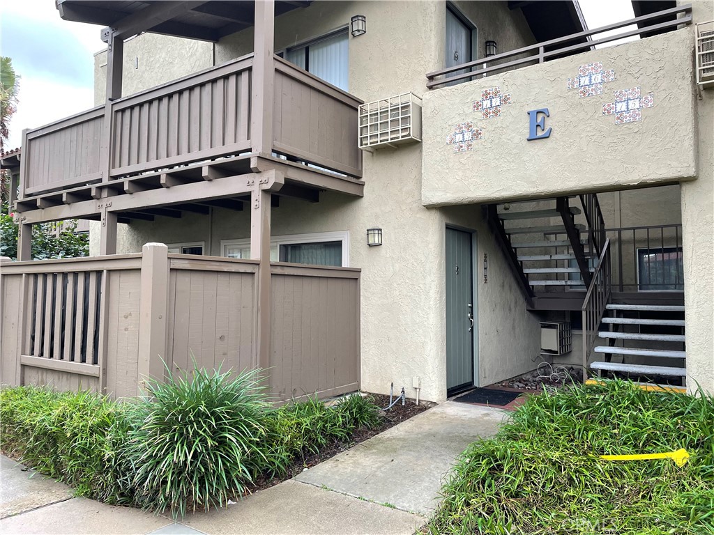 1345 Cabrillo Park Dr. E13, Santa Ana CA 92701 - photo 1