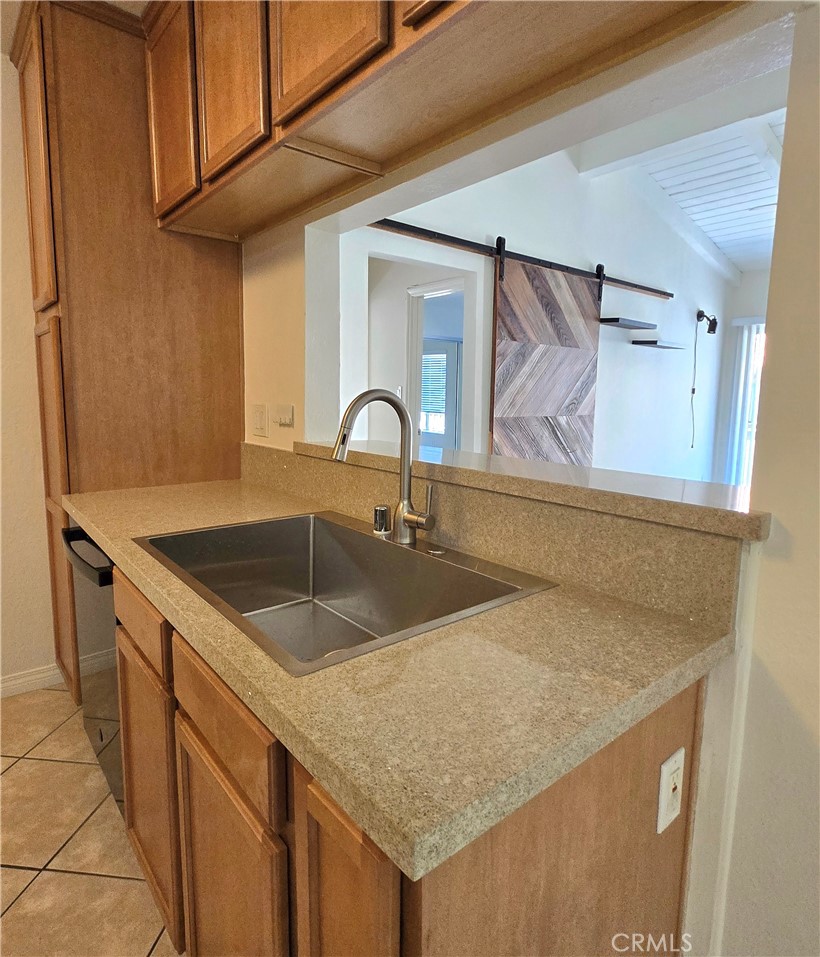 1345 Cabrillo Park R4, Santa Ana CA 92701 - photo 3