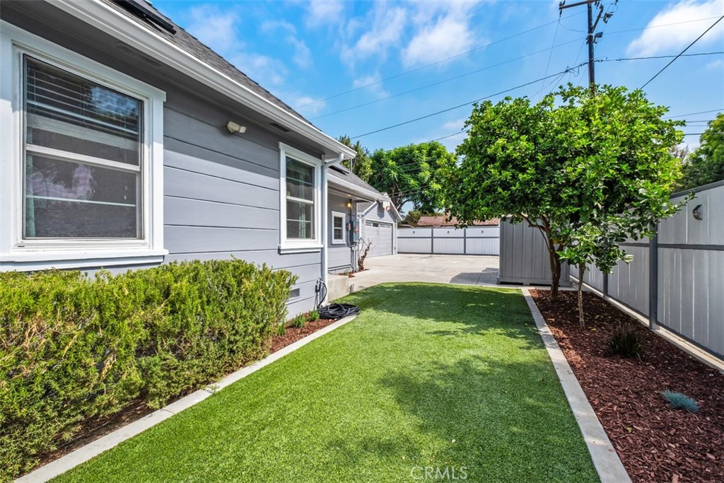 1345 S Parton, Santa Ana CA 92707 - photo 28