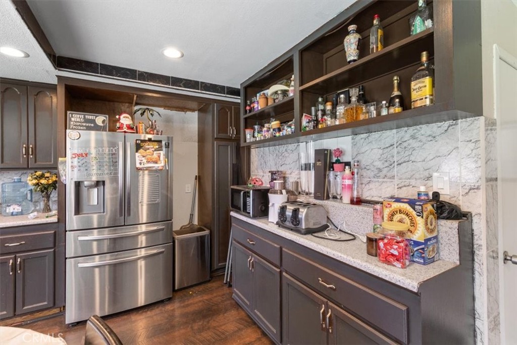 1401 S Joane Way, Santa Ana CA 92704 - photo 10