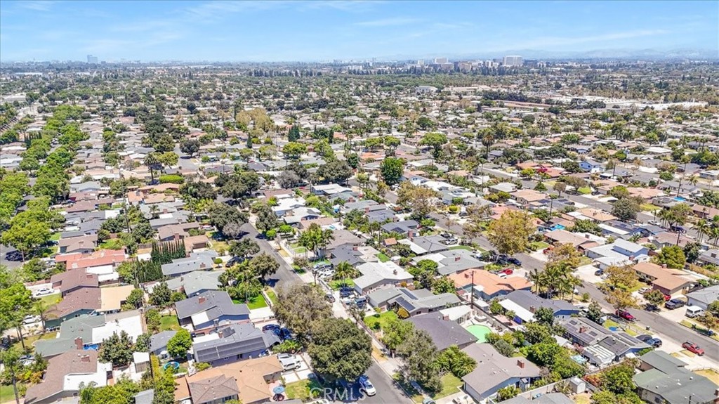 1401 S Joane Way, Santa Ana CA 92704 - photo 25