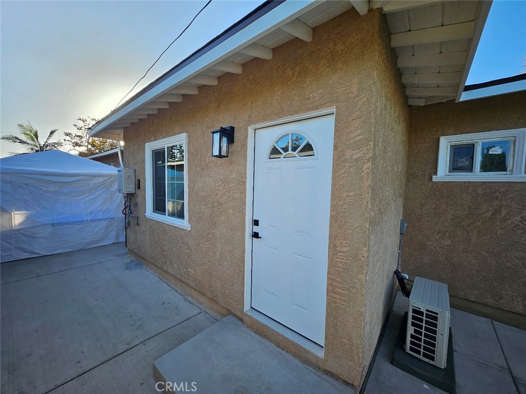 1401 S Rosewood 2, Santa Ana CA 92707 - photo 1