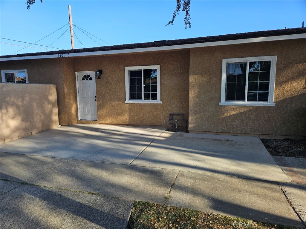1401 S Rosewood 3, Santa Ana CA 92707 - photo 1