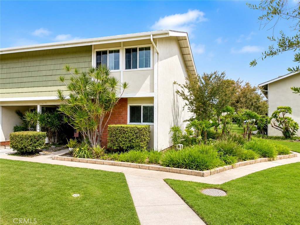 1404 N Tustin U4, Santa Ana CA 92705 - photo 1