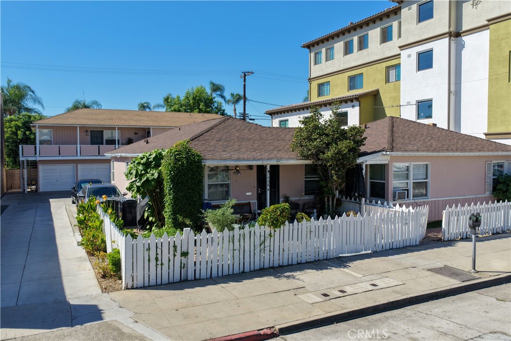 1408 N Sycamore, Santa Ana CA 92701 - photo 2