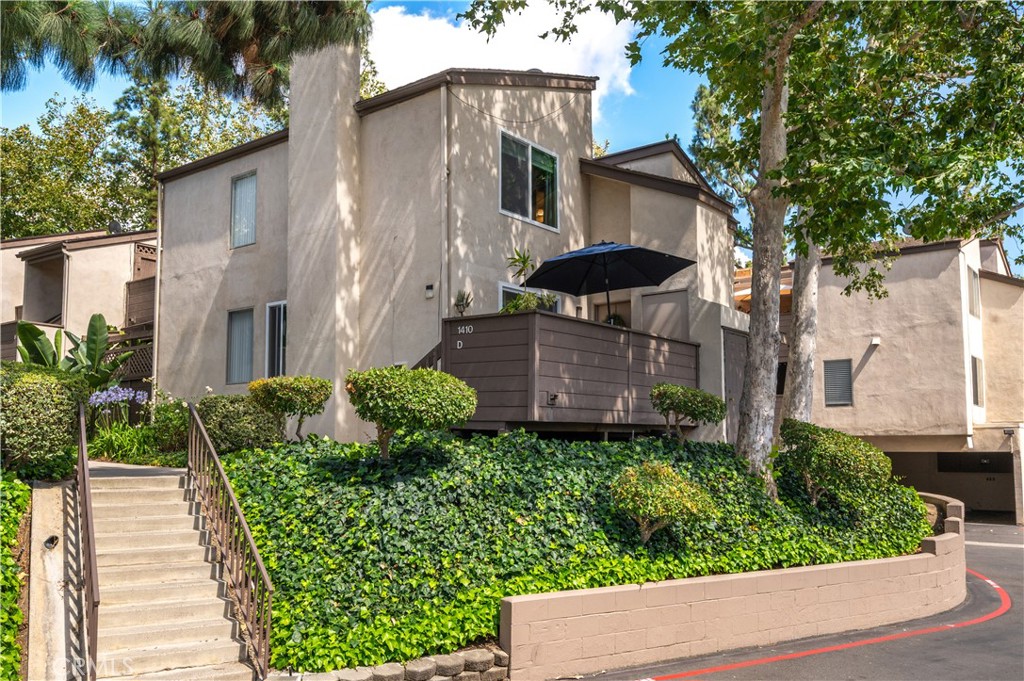 1410 Cabrillo Park, Santa Ana CA 92701 - photo 1