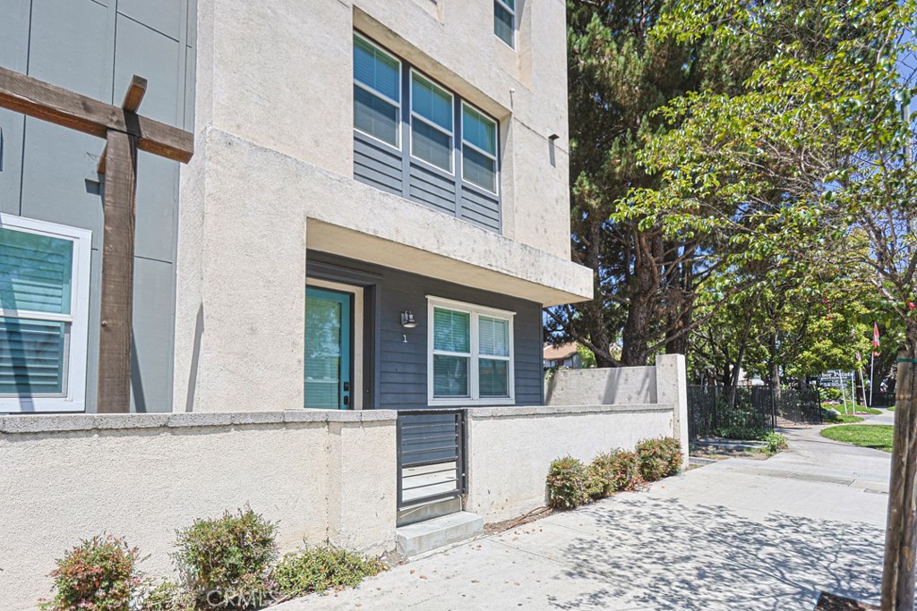 1410 N Harbor 1, Santa Ana CA 92703 - photo 1