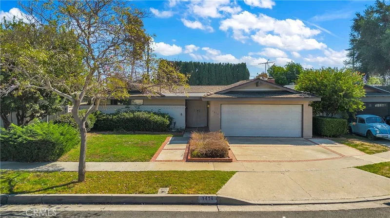 1414 E 18th, Santa Ana