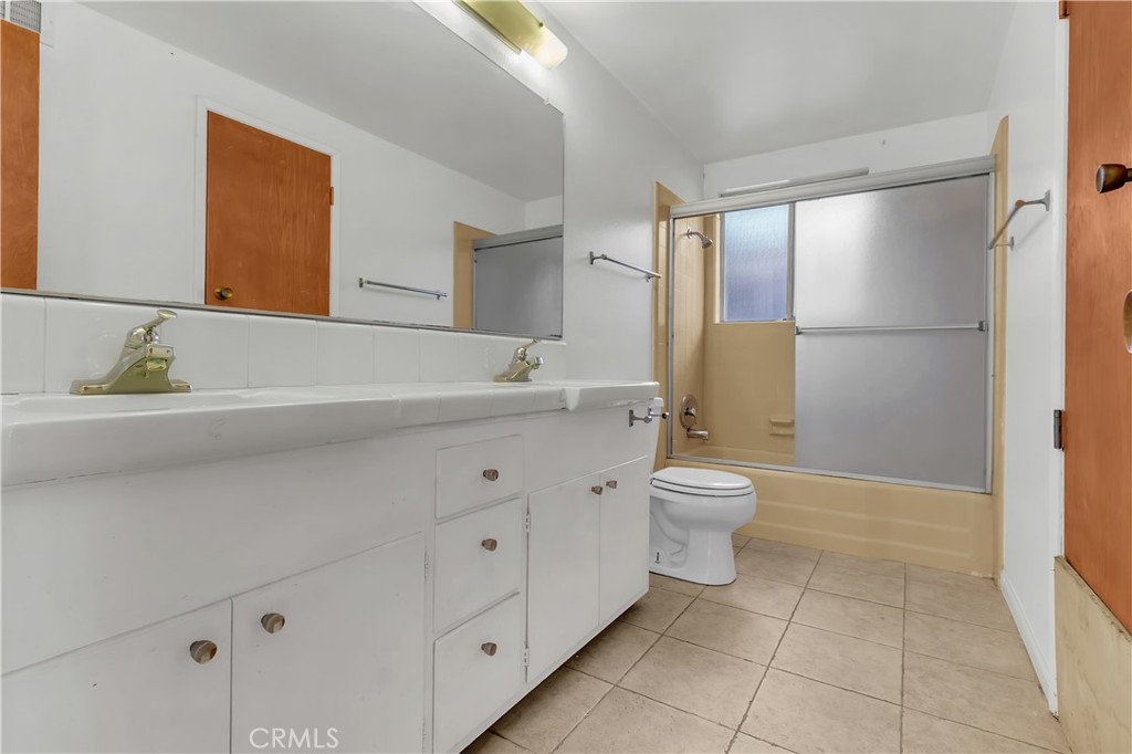 1414 E 18th, Santa Ana CA 92705 - photo 22