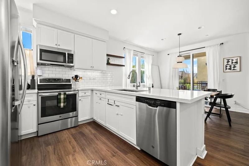 1416 N Harbor Boulevard 6, Santa Ana, CA 92703