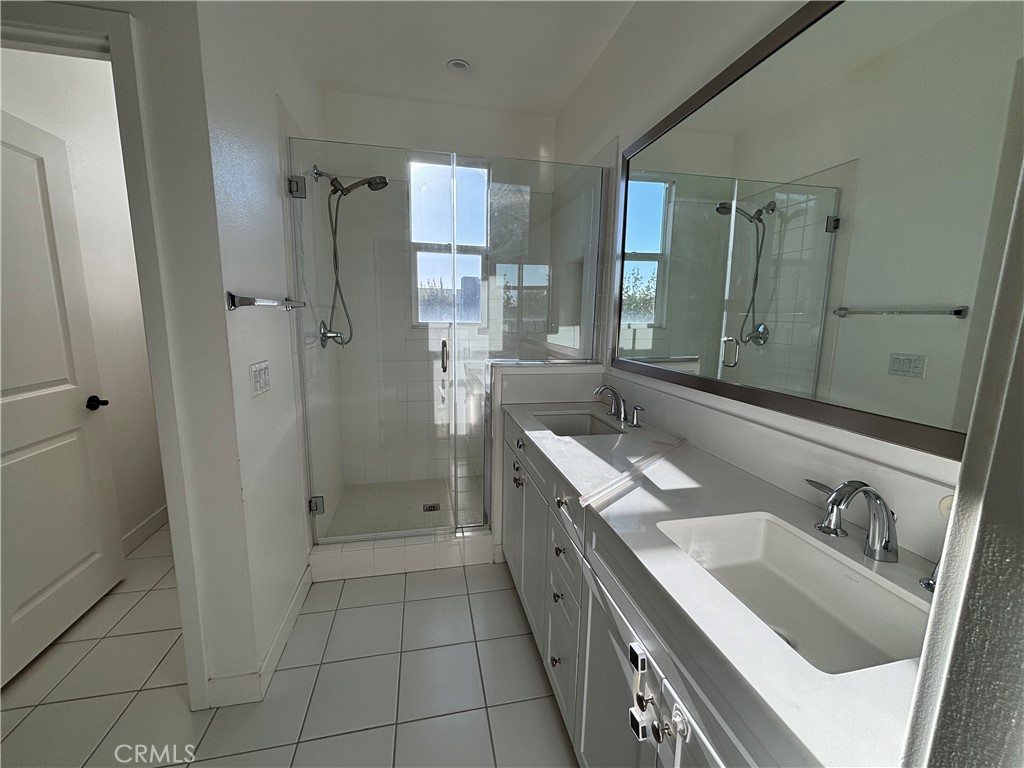 1422 N Harbor 5, Santa Ana CA 92703 - photo 6