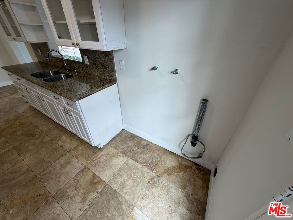 1426 S Rita Way, Santa Ana CA 92704 - photo 10
