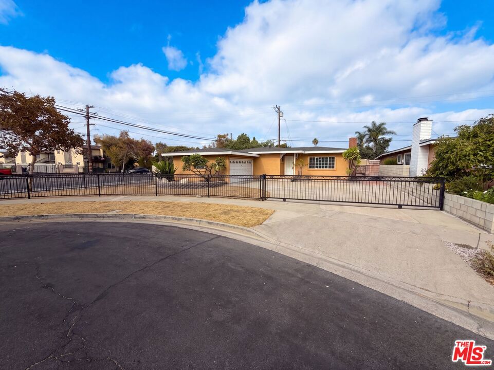 1426 S Rita Way, Santa Ana CA 92704 - photo 23
